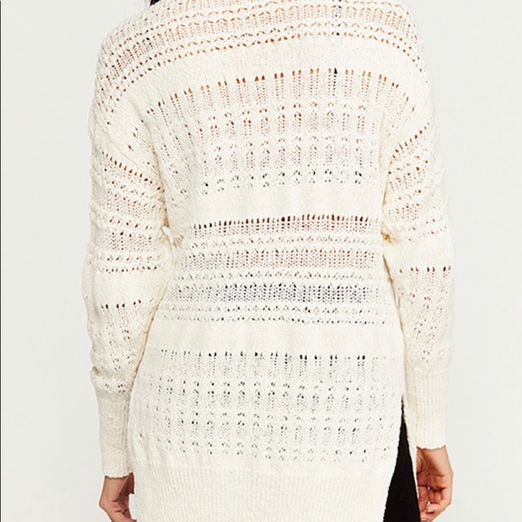Free People
Free People Hot Tropics Pull… - Picture 2 of 5